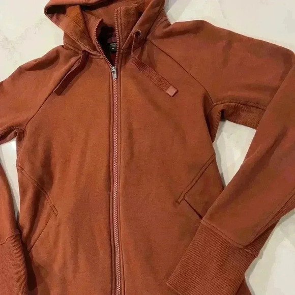 Athleta Women's Triumph Hoodie Medium Color Ancient Mahogany Athleisure Full Zip - Picture 2 of 9